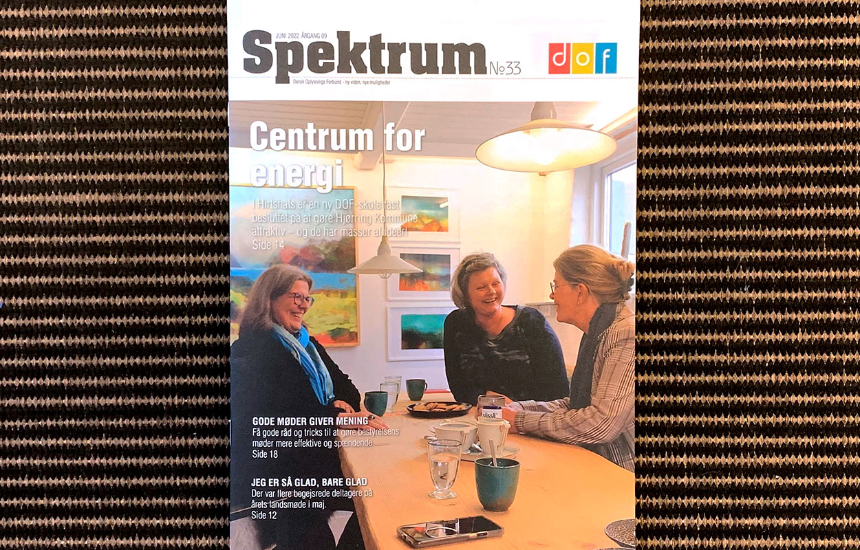 Spektrum 33 Web